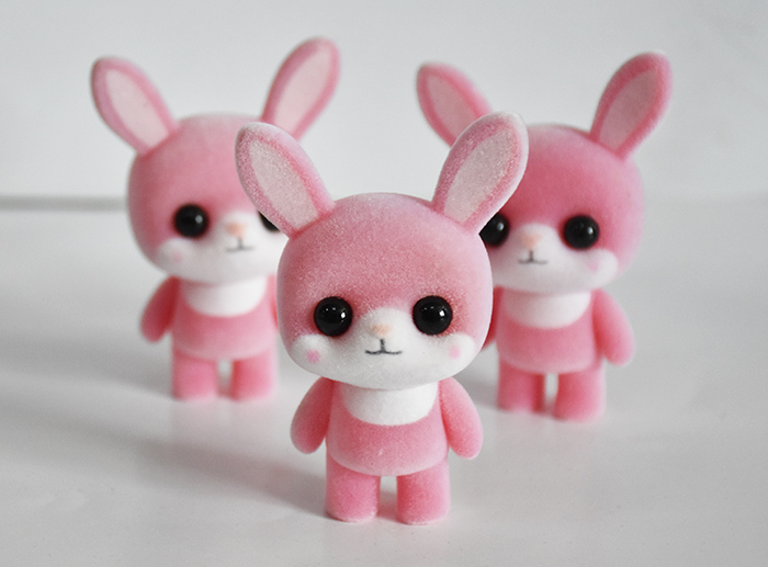 塑胶植绒鲜粉兔-景年塑胶 (1)